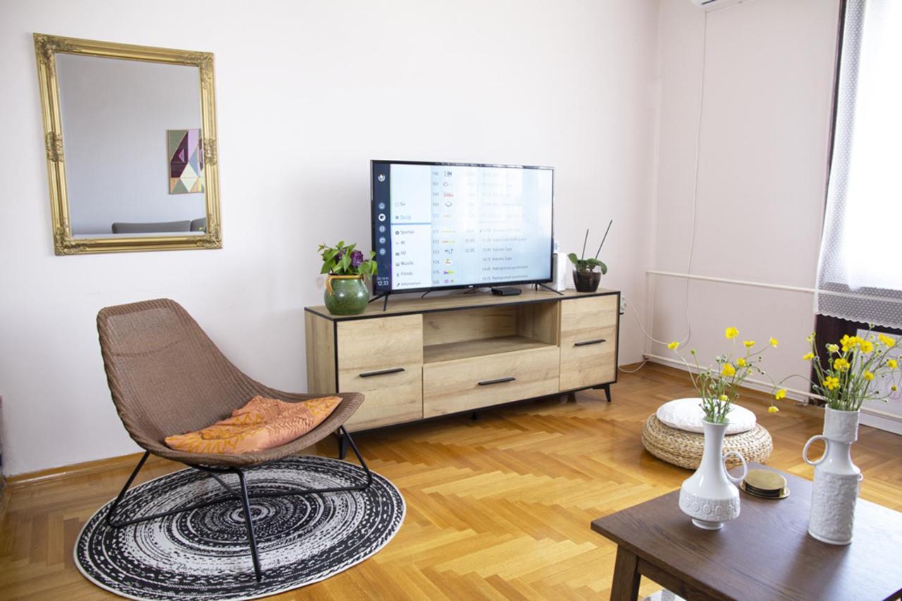 Nicola'S Apartment Novi Sad Ngoại thất bức ảnh