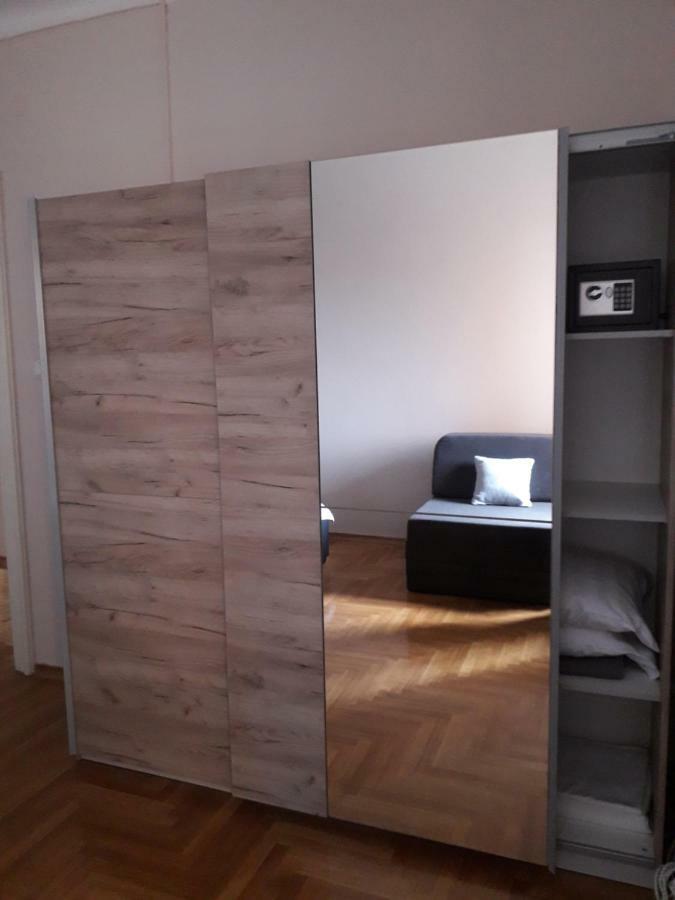 Nicola'S Apartment Novi Sad Ngoại thất bức ảnh